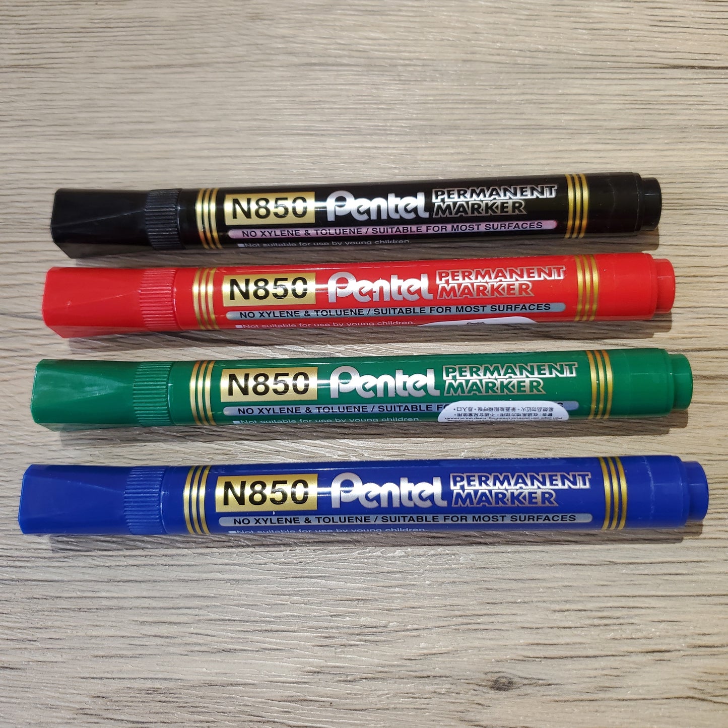 Pentel box head pen N850 (round tip) Permanent Marker