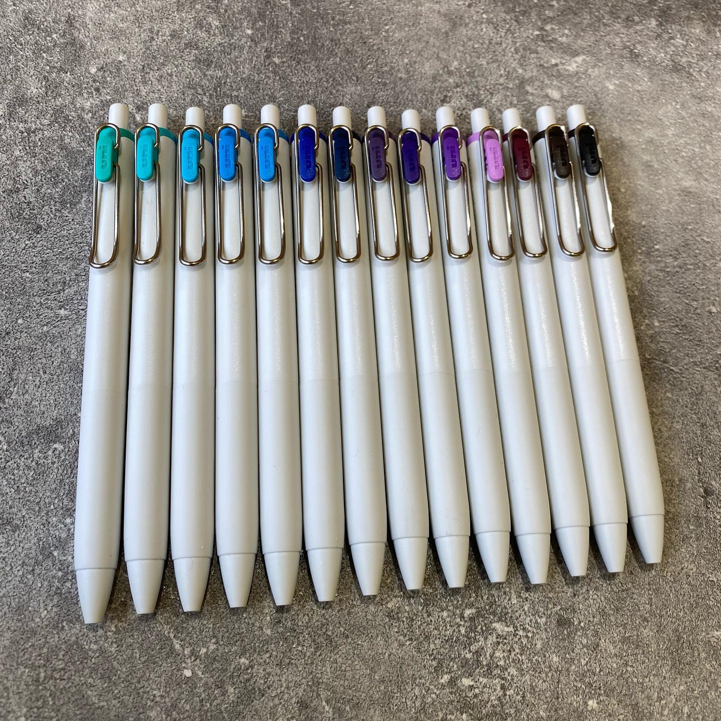 三菱Uni-ball one 中性圓珠筆 0.38mm