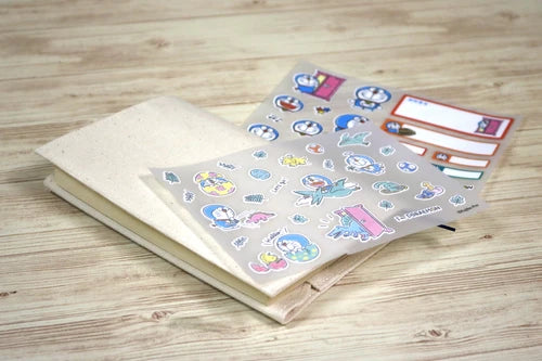 【irodo】Japanese non-iron cloth stickers - Doraemon and Dinosaurs