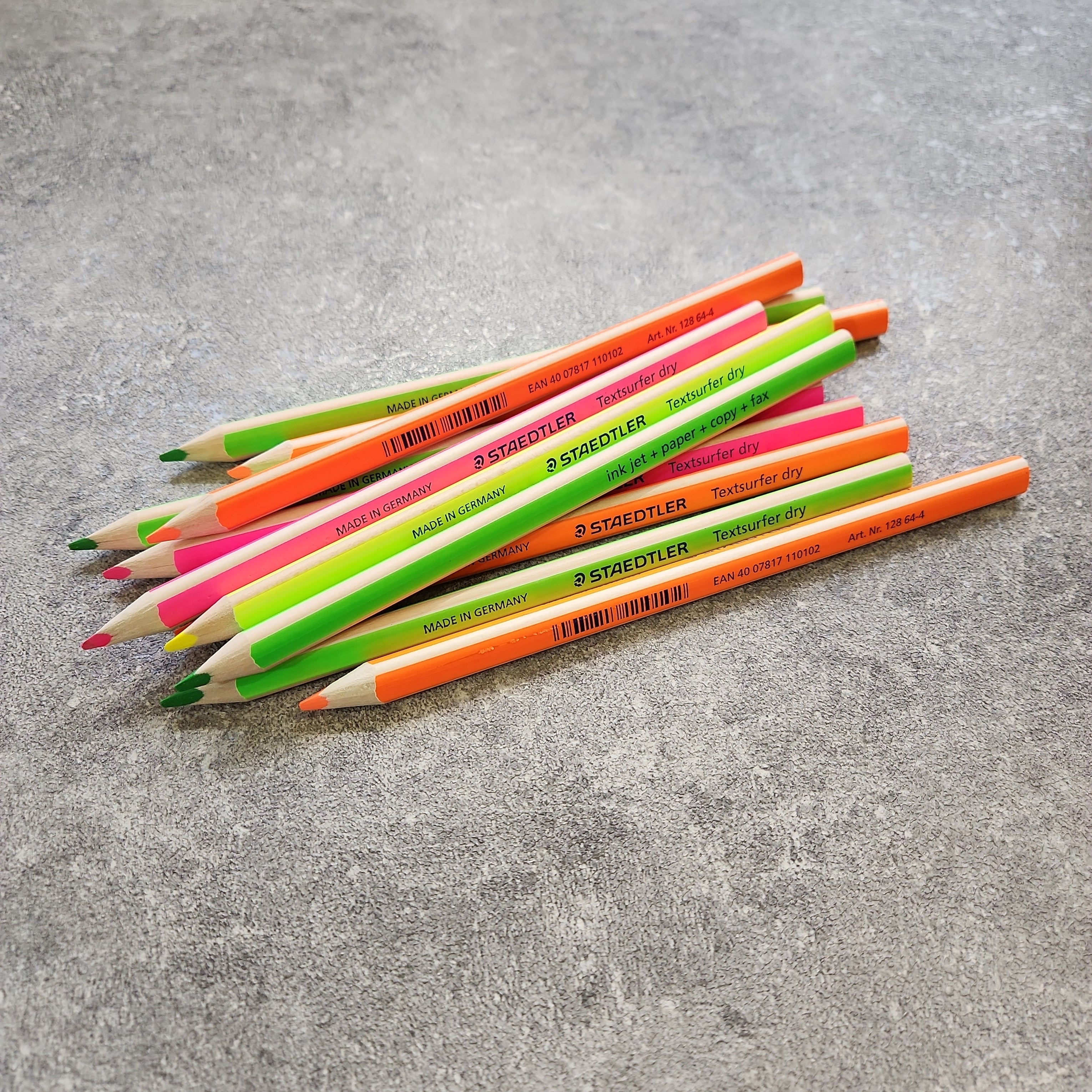 Triangular Dry STAEDTLER 施德樓 Textsurfer Triangular Dry Highlighter Pencil 三角螢光鉛筆 – 水豚文 ...
