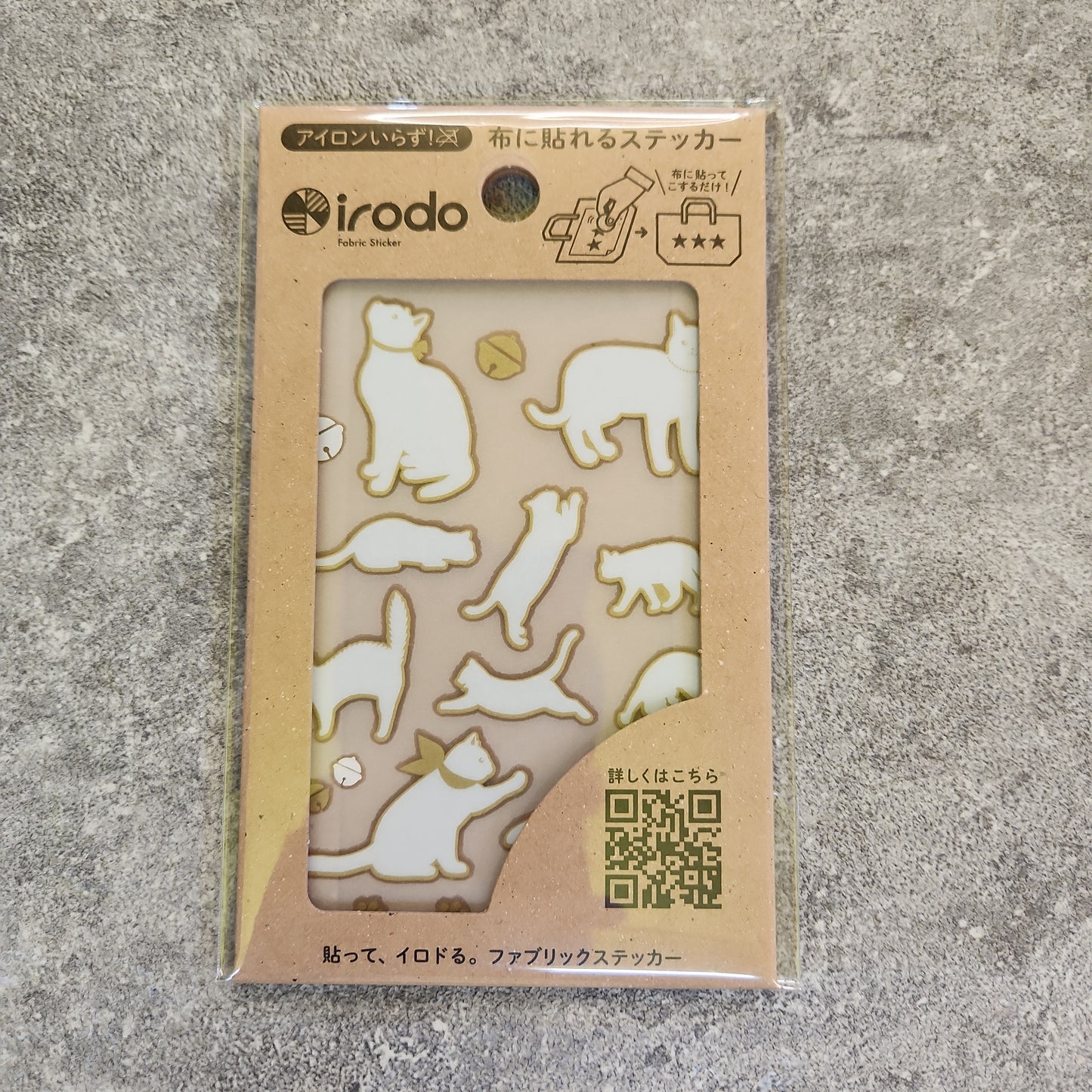 【irodo】Japanese non-iron cloth stickers - white cat 2