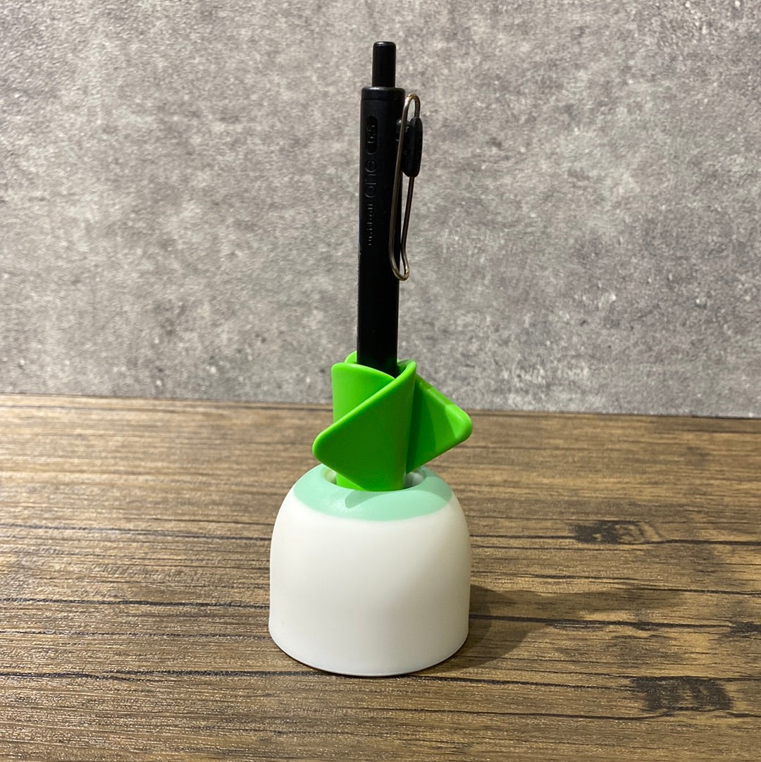 LIHIT LAB. Plant Shape Automatic Grip Pen Holder